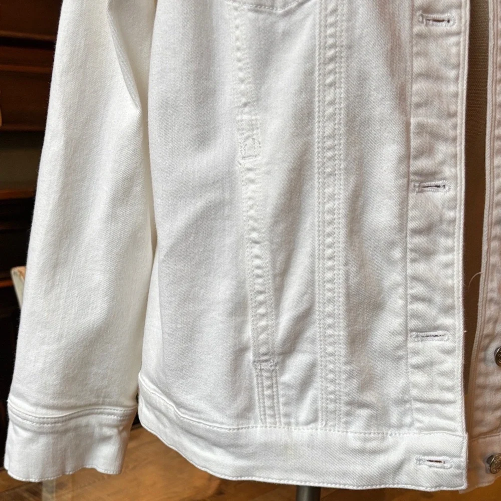 Chico's women's White Denim Jacket - Picture 5 of 14